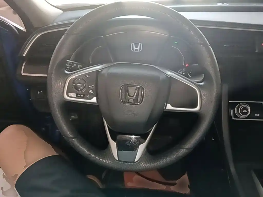 Civic 2019 220TURBO CVT Dynamic Edition China VI купить на сайте DeffCars