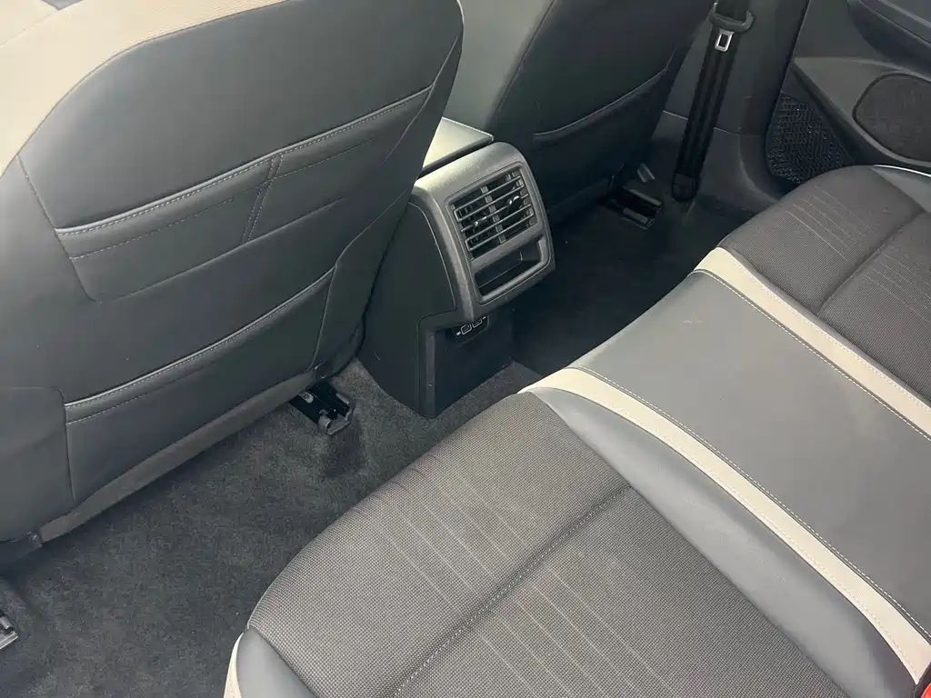 Golf 2023 facelift 280TSI DSG Pro купить на сайте DeffCars