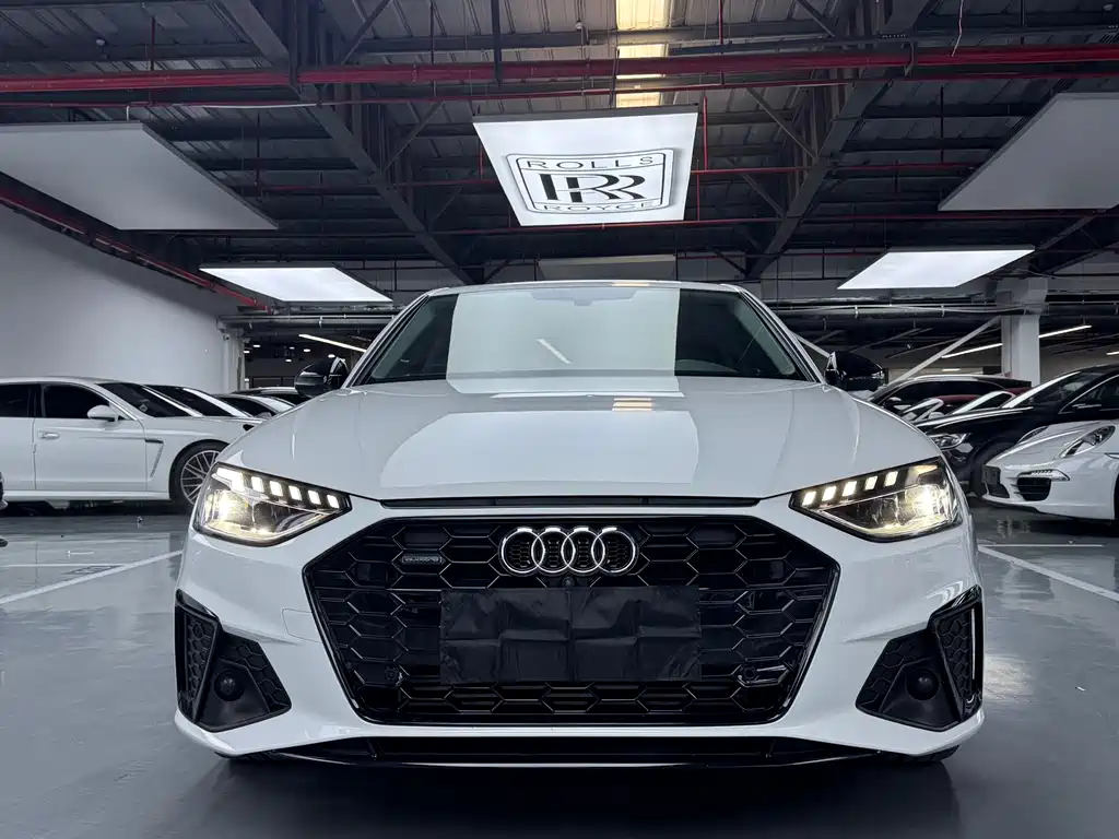 Audi A4L 2022 40 TFSI Fashionable and Dynamic купить на сайте DeffCars