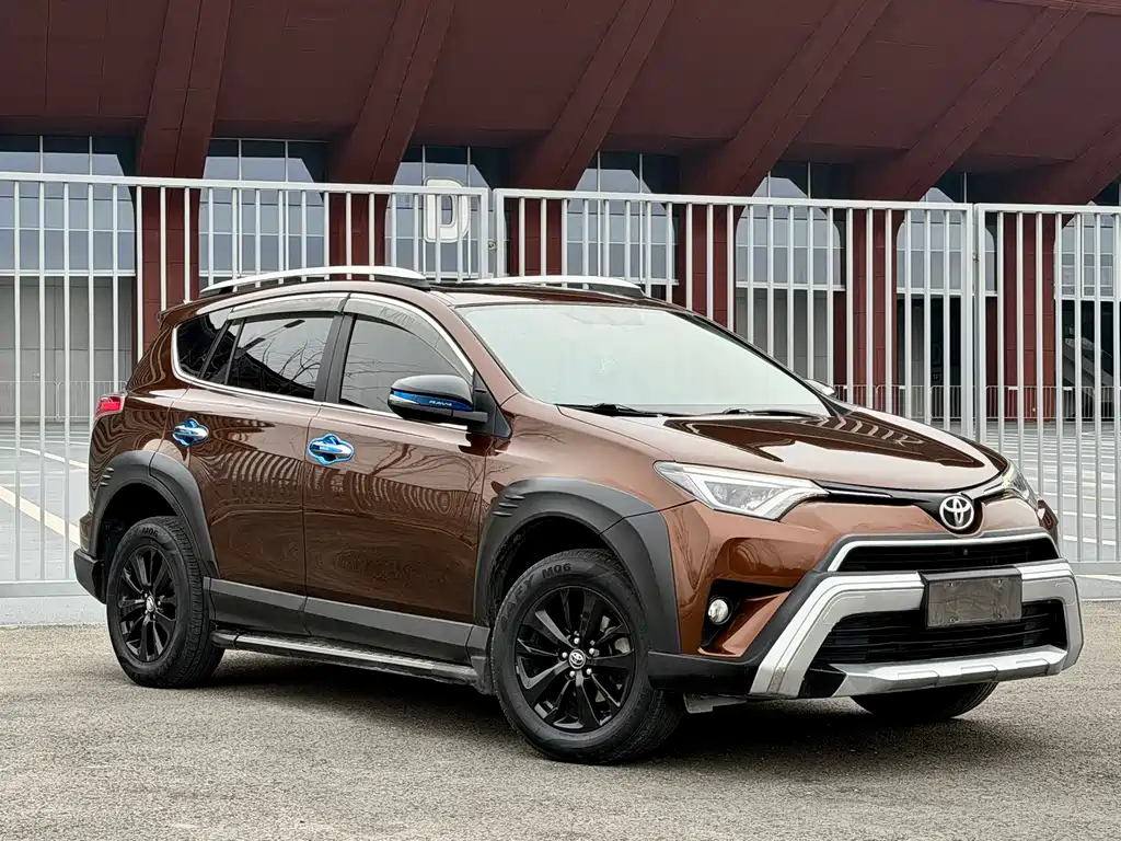 RAV4 Rongfang 2019 2.0L CVT 2WD Fashion X Limited Edition National VI купить на сайте DeffCars