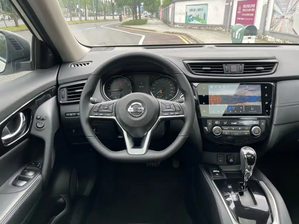 X-Trail 2023 Classic 2.0L 2WD Intelligent Link Premium Edition купить на сайте DeffCars