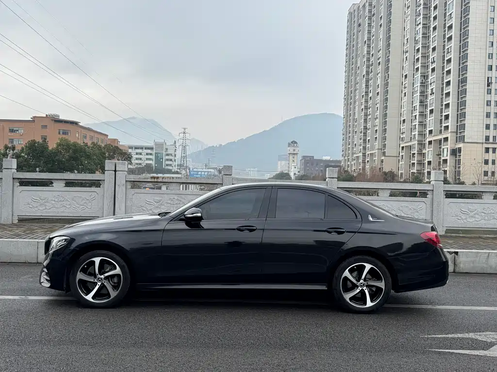 Mercedes-Benz E-Class 2018 E 200 Sports купить на сайте DeffCars