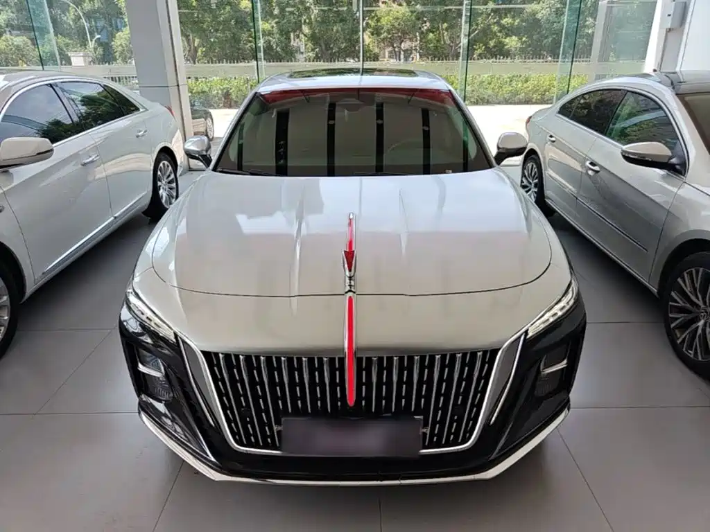 Hongqi H5 2024 2.0T Automatic Zhilianqichang Edition купить на сайте DeffCars
