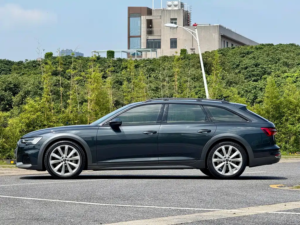 Audi A6 imported 2022 allroad quattro explorer 55 TFSI exclusive off-road model купить на сайте DeffCars