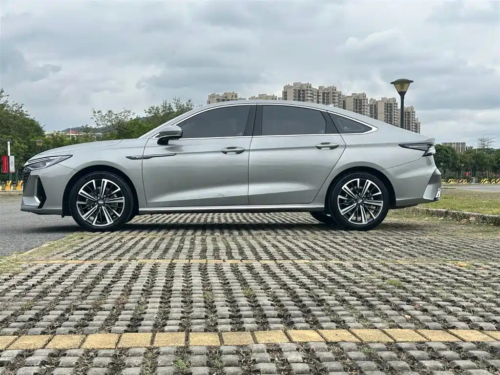 Arrizo 8 2022 model 1.6T DCT Yi купить на сайте DeffCars