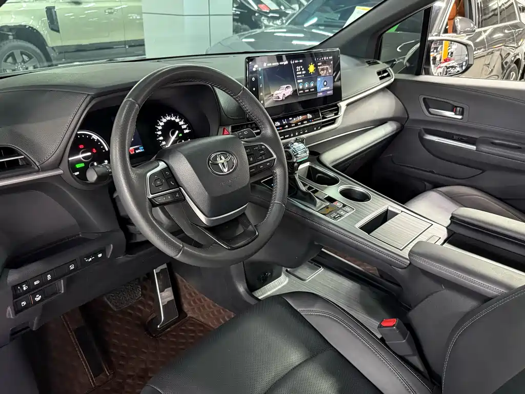 SIENNA 2024 2.5L hybrid four-wheel drive premium version купить на сайте DeffCars