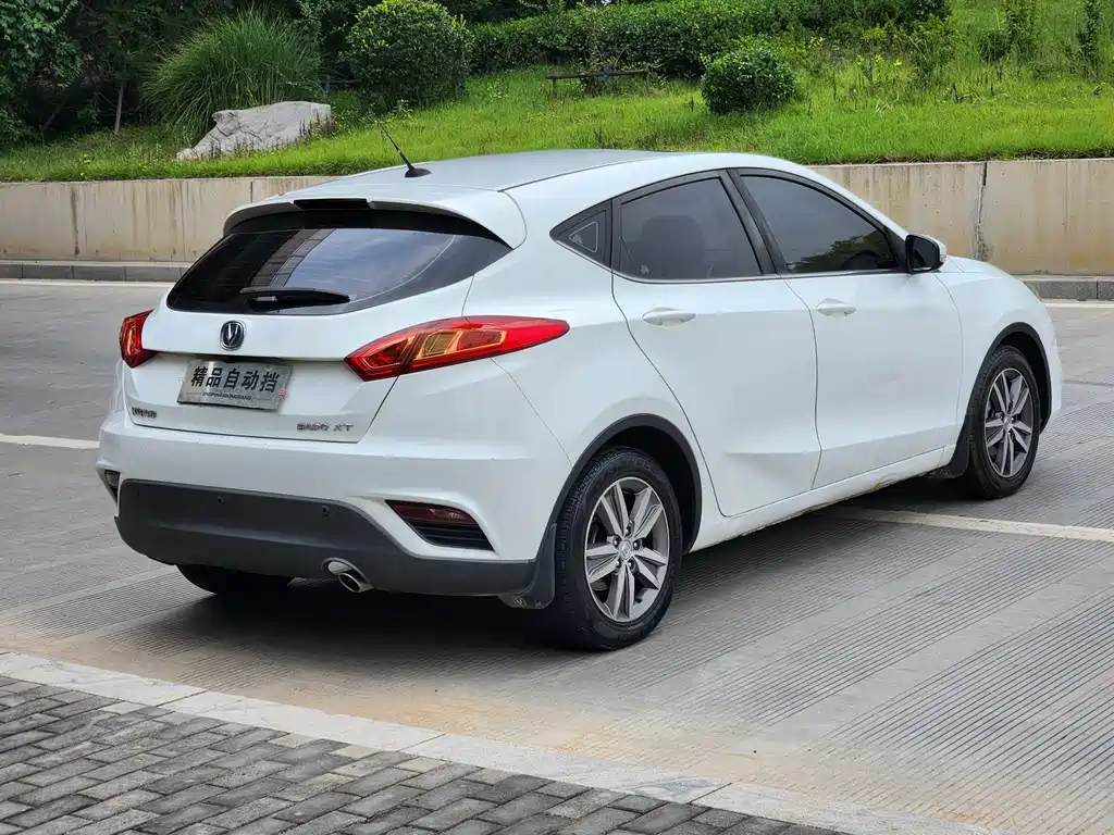Eado XT 2016 1.6L Automatic Handsome купить на сайте DeffCars