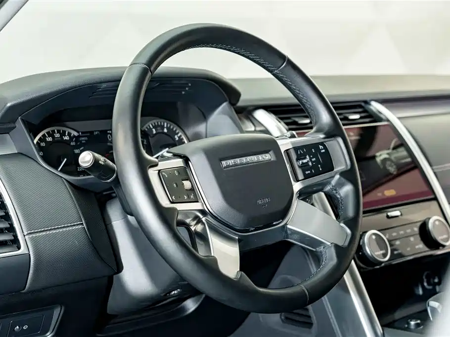 Discover the 2023 facelift 360PS R-Dynamic S купить на сайте DeffCars