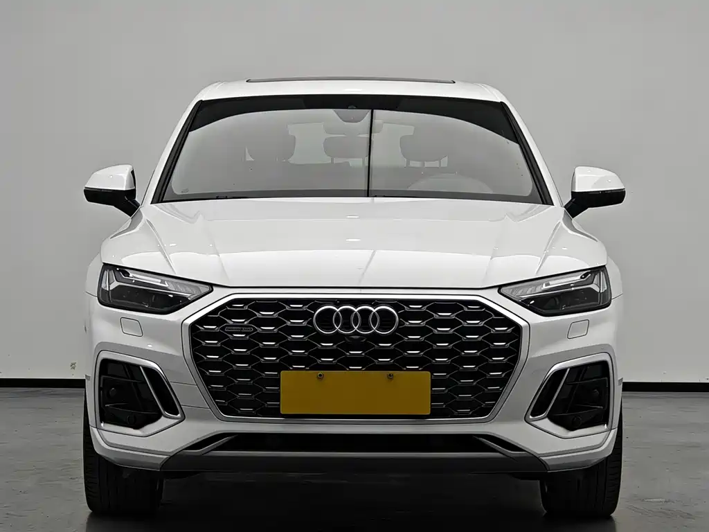 Audi Q5L Sportback 2022 facelift 45 TFSI luxury model купить на сайте DeffCars