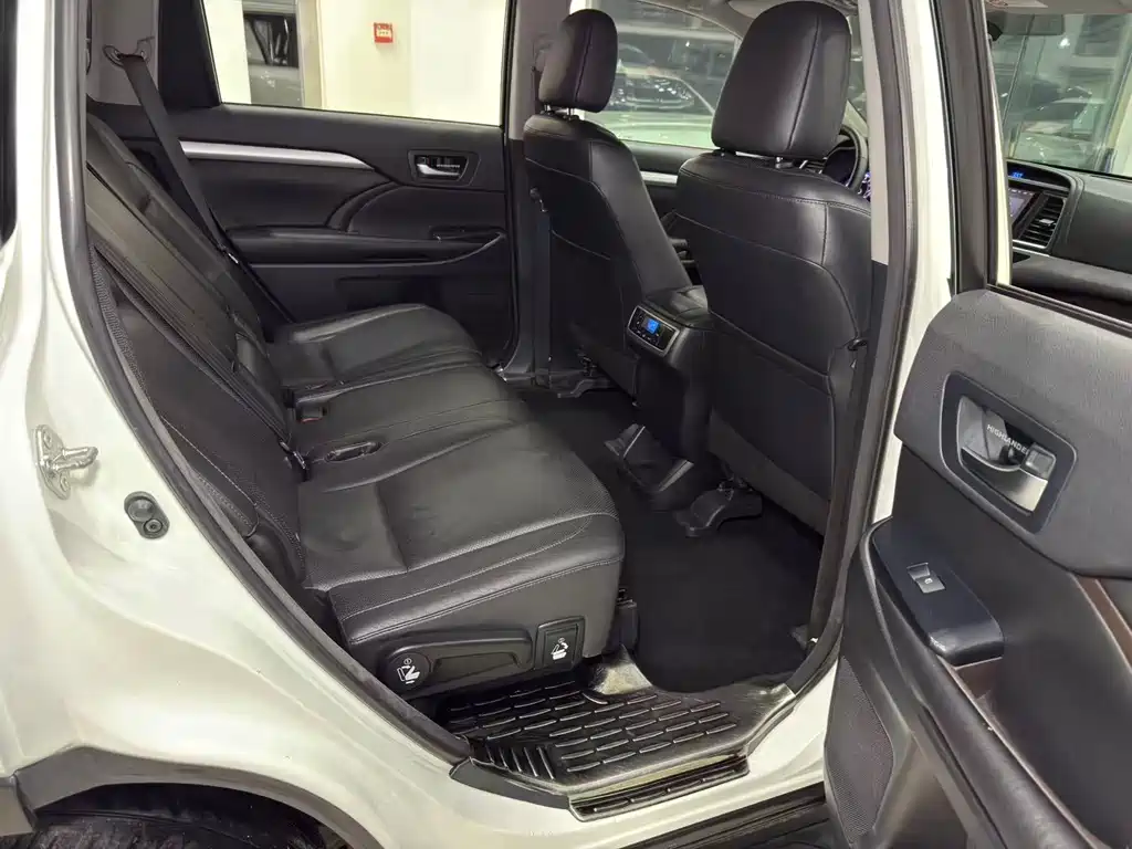 Highlander 2015 2.0T four-wheel drive luxury version 7 seats купить на сайте DeffCars