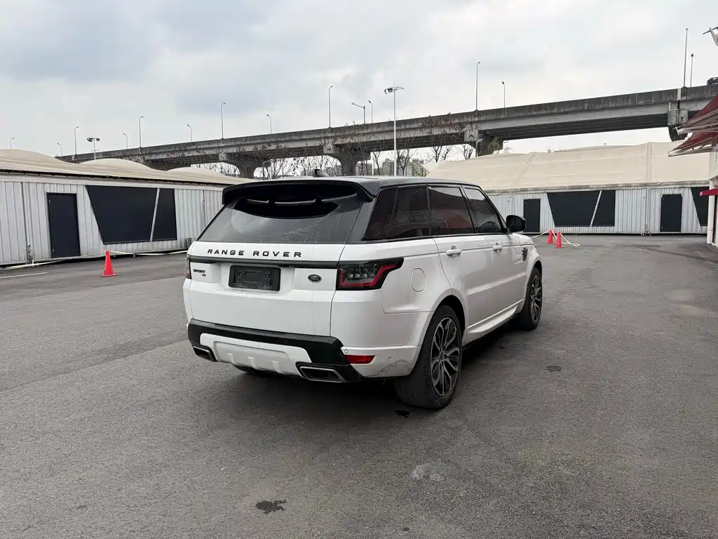 Range Rover Sport 2022 3.0 L6 Black Edition купить на сайте DeffCars