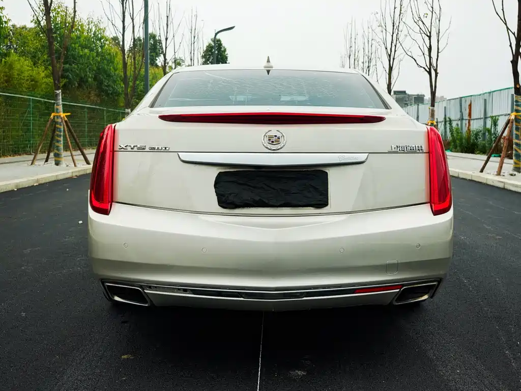 Cadillac XTS 2013 28T luxury model купить на сайте DeffCars
