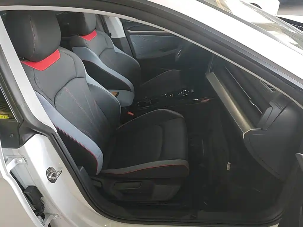 Lingdu 2024 Lingdu L 280TSI DSG spicy version купить на сайте DeffCars