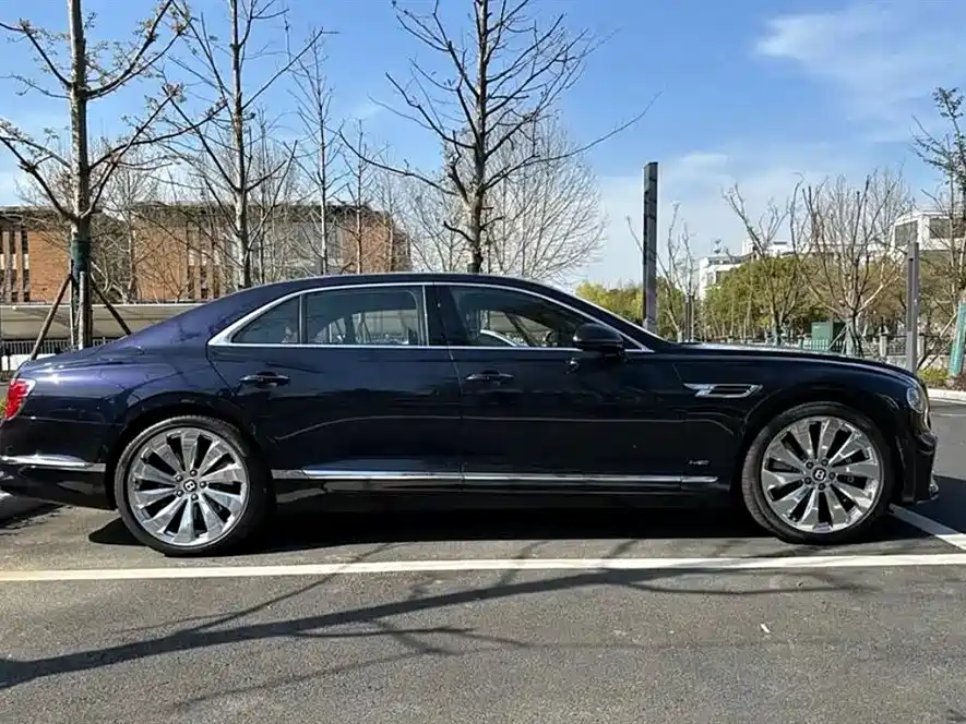 Flying Spur 2020 6.0T W12 Standard Edition купить на сайте DeffCars