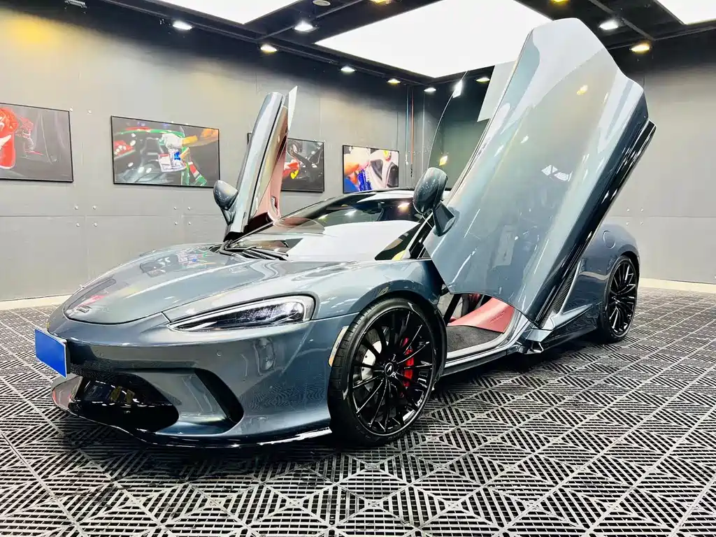 McLaren GT 2019 4.0T Standard Model купить на сайте DeffCars