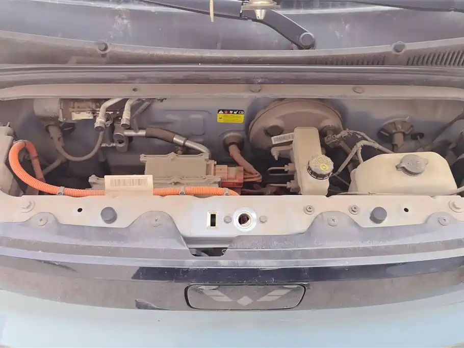 Hongguang MINIEV 2022 Relaxed Lithium Iron Phosphate купить на сайте DeffCars