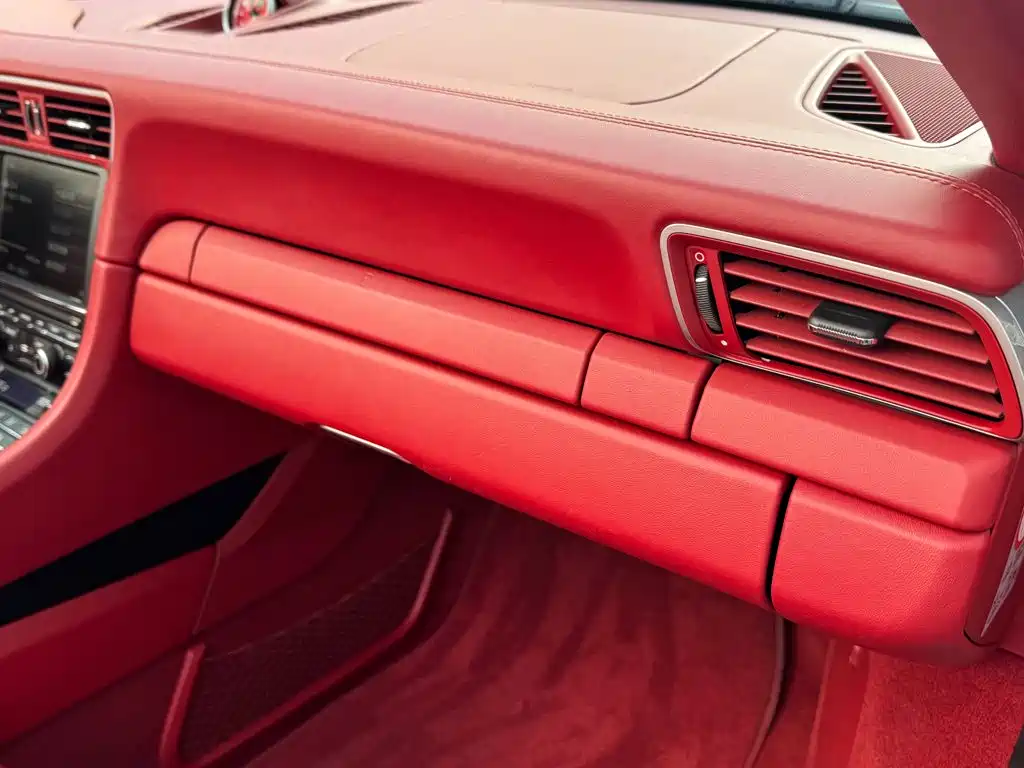 Porsche 911 2015 Carrera Cabriolet GTS 3.8L купить на сайте DeffCars