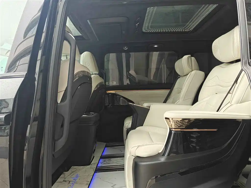 Trumpchi M8 2023 Grandmaster Series Dual Engine Royal Edition купить на сайте DeffCars