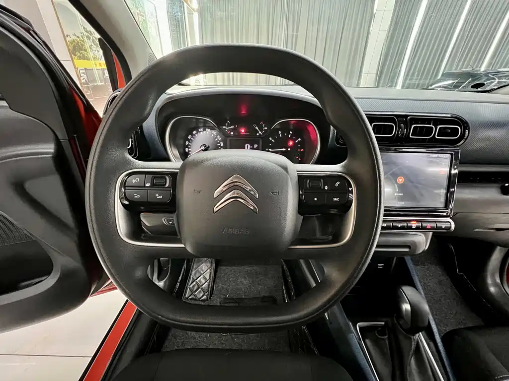 Yunyi C4 AIRCROSS 2018 230THP Automatic Internet Yizhi Edition купить на сайте DeffCars