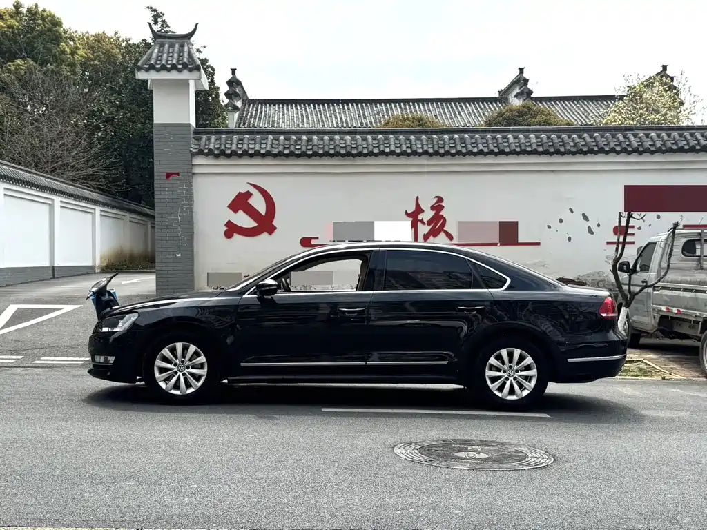Passat 2014 1.8TSI DSG Premium Edition купить на сайте DeffCars
