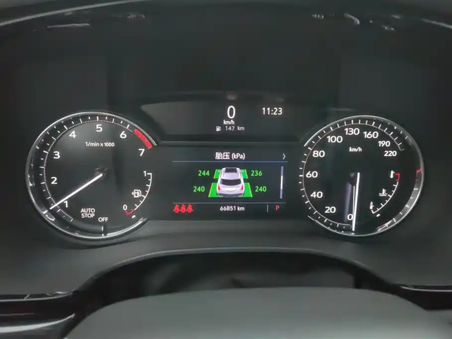 Cadillac XT5 2023 2.0T two-wheel drive fashion model купить на сайте DeffCars