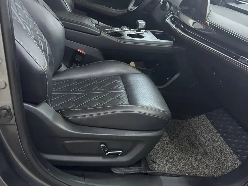 Changan UNI-K 2021 2.0T Excellent Model купить на сайте DeffCars