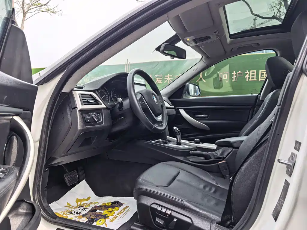 BMW 3 Series GT 2014 320i Leading Model купить на сайте DeffCars