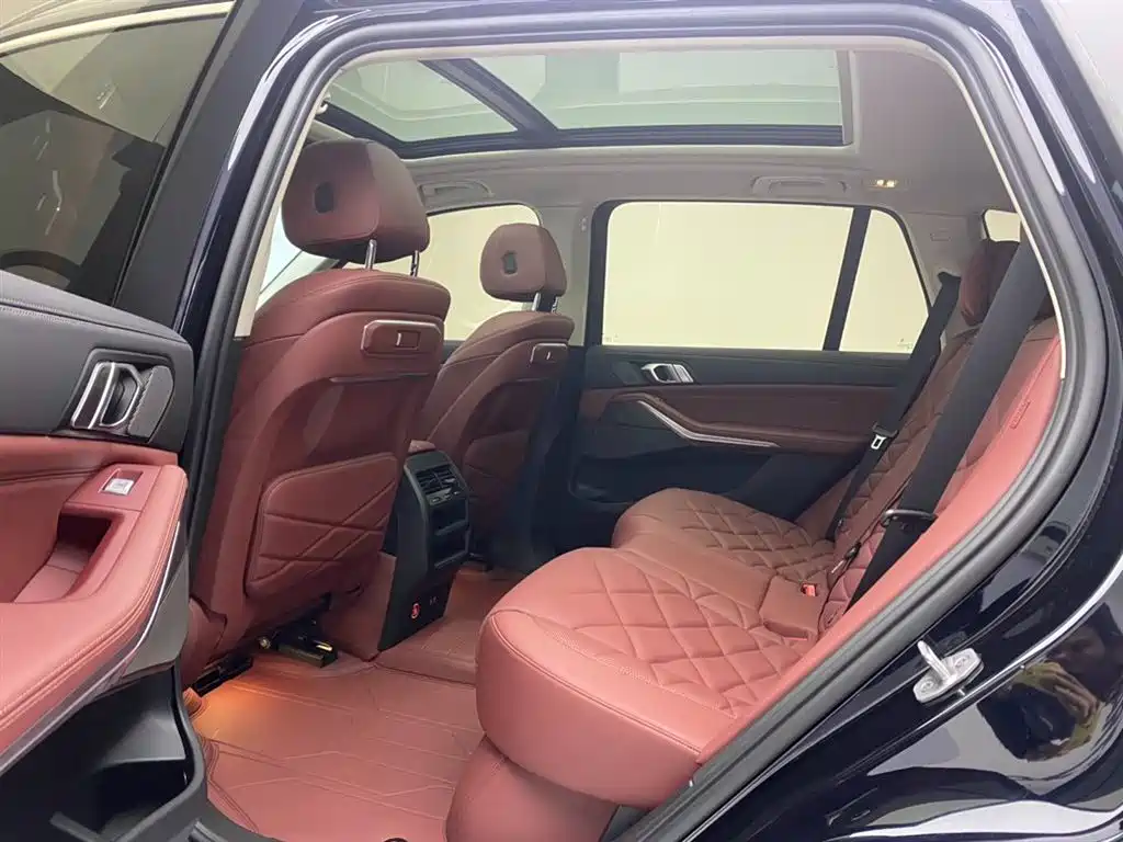 BMW X5 2023 xDrive 30Li M Sports Package купить на сайте DeffCars