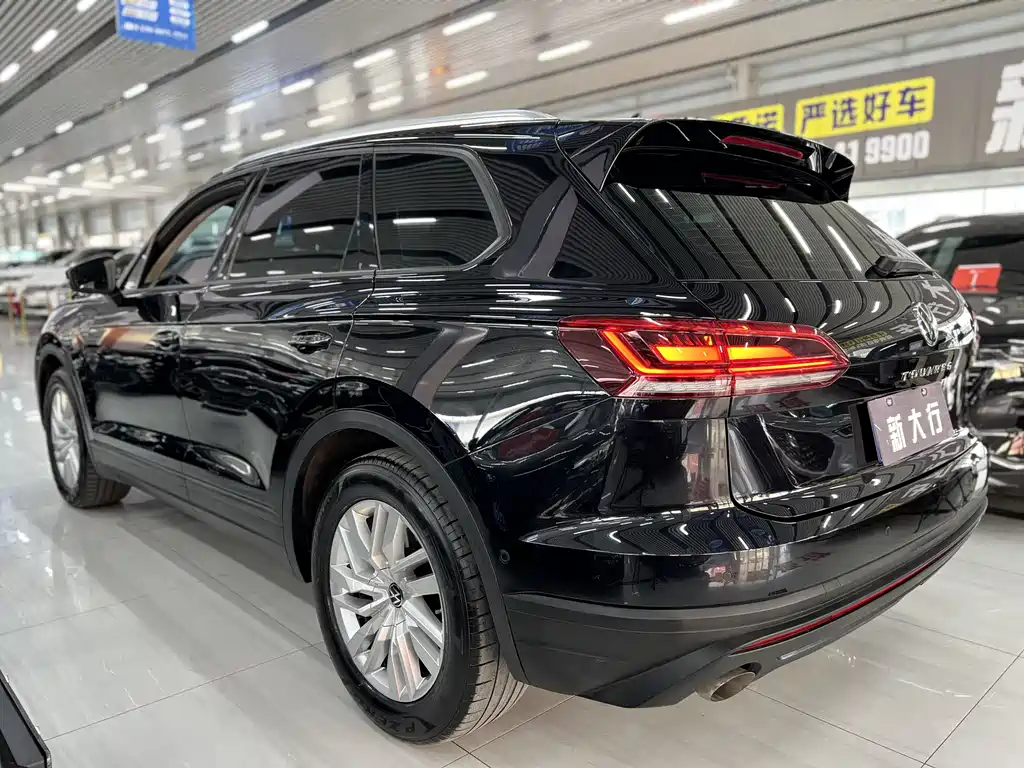 Touareg 2021 2.0TSI Pilot Special Edition купить на сайте DeffCars