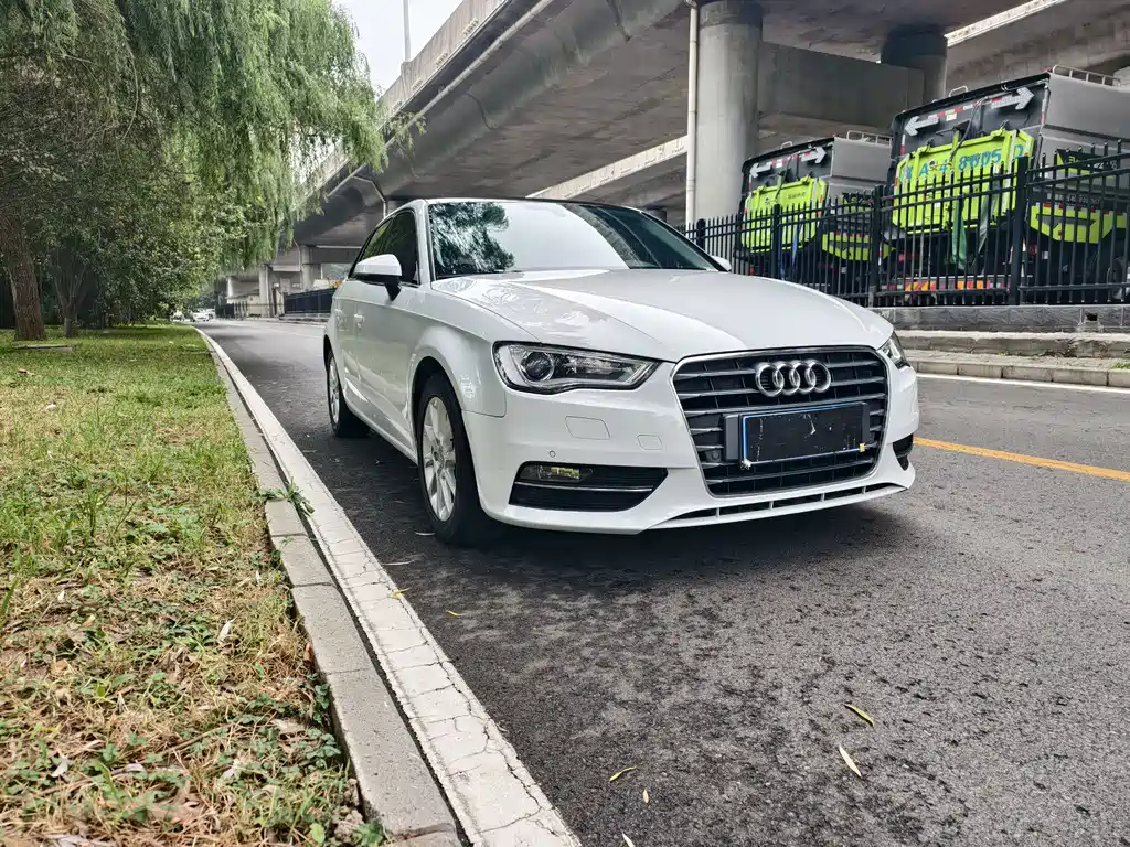 Audi A3 2016 Sportback 35 TFSI LinkedIn купить на сайте DeffCars