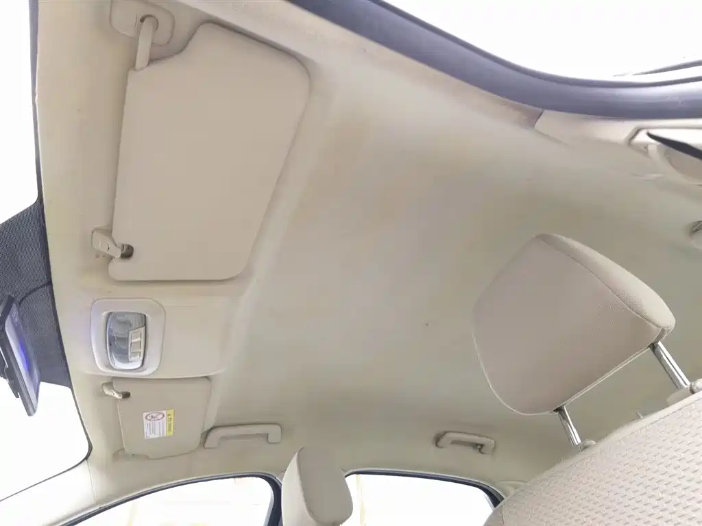Escort 2017 1.5L automatic comfort model купить на сайте DeffCars