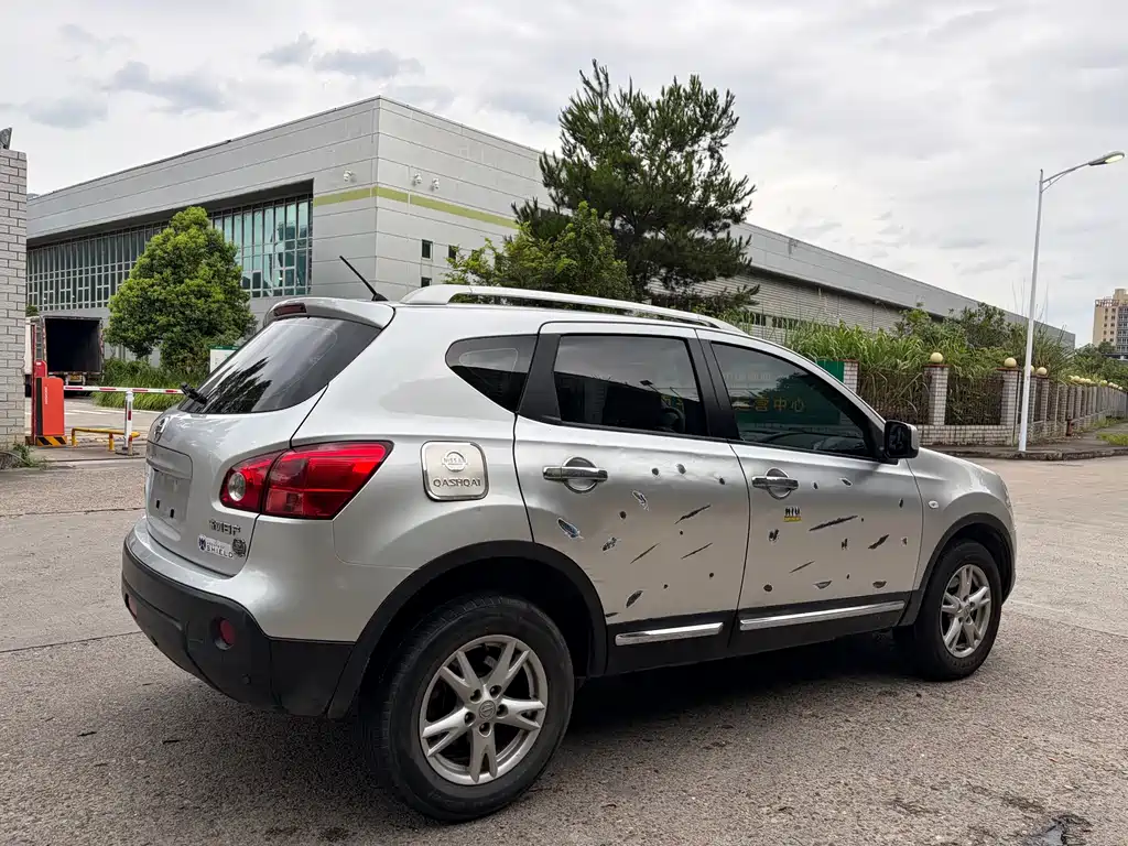 Qashqai 2012 2.0XL Fire 6MT 2WD купить на сайте DeffCars
