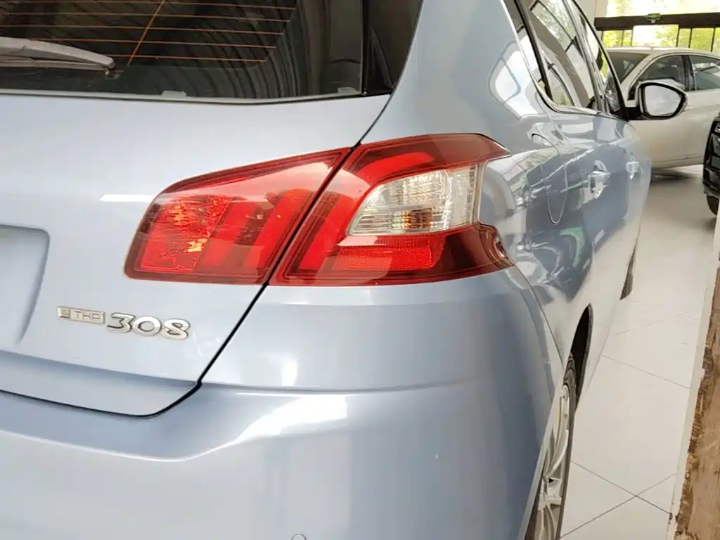 Peugeot 308S 2015 1.2T Automatic Jinchi Edition купить на сайте DeffCars