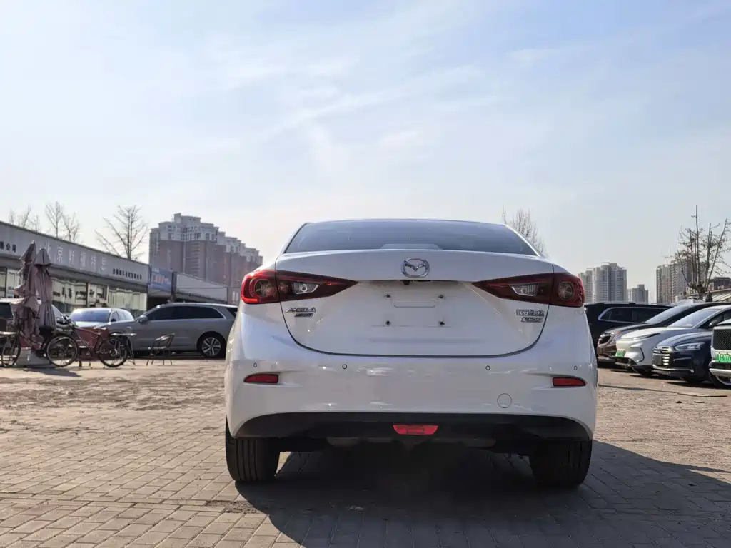 Mazda3 Angkesela 2019 Cloud Control Edition Sedan 1.5L Automatic Luxury Type National V купить на сайте DeffCars