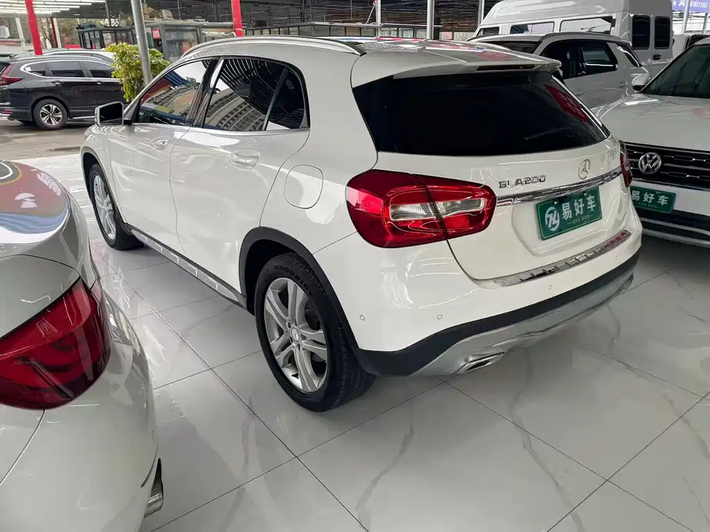 Mercedes-Benz GLA 2016 GLA 200 Dynamic купить на сайте DeffCars