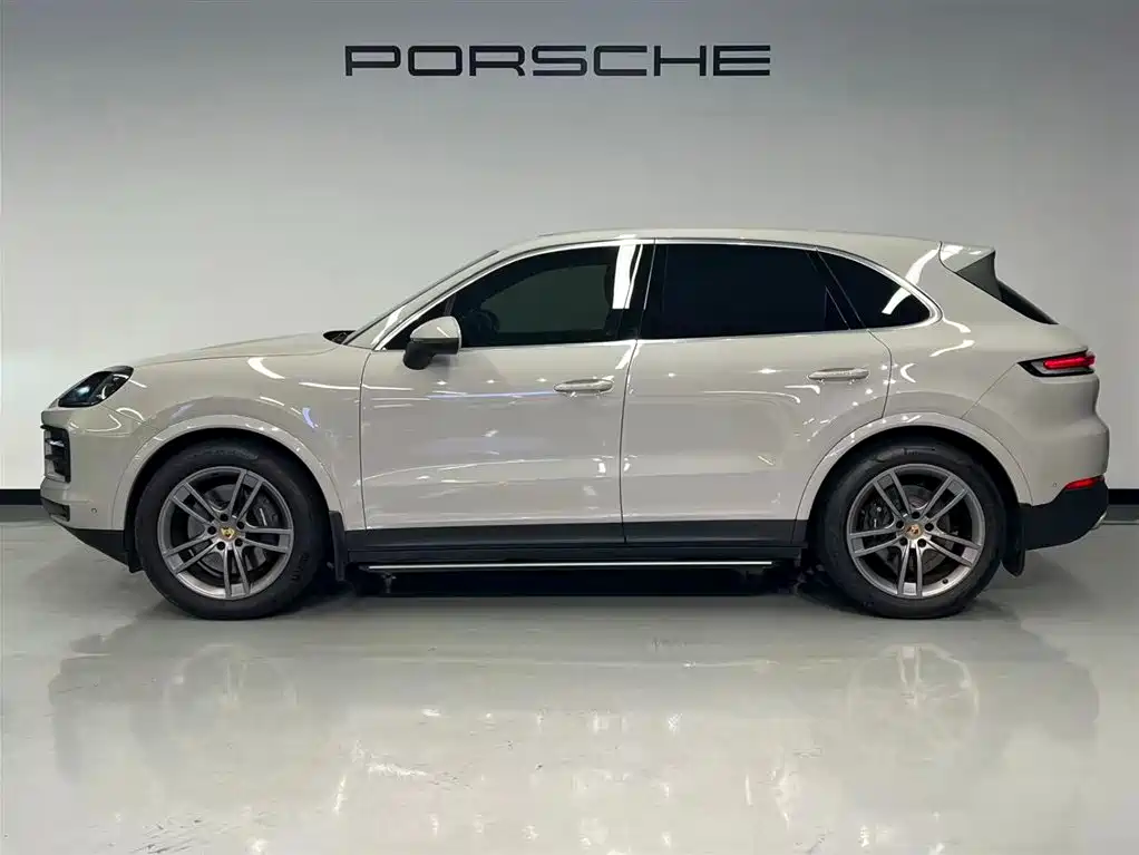 Cayenne 2024 Cayenne 3.0T купить на сайте DeffCars