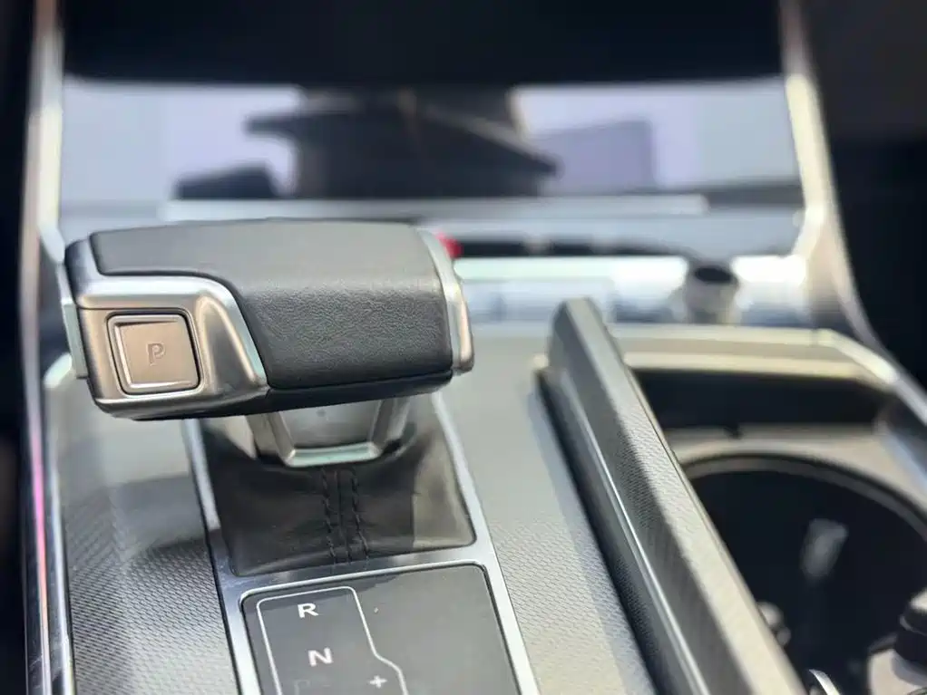 Audi A7 2023 45 TFSI Premium Selection купить на сайте DeffCars
