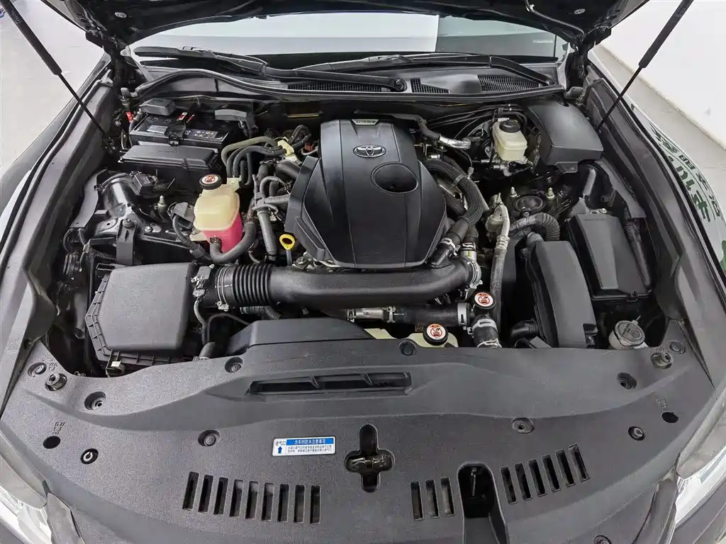 Crown 2018 2.0T Sports Edition купить на сайте DeffCars