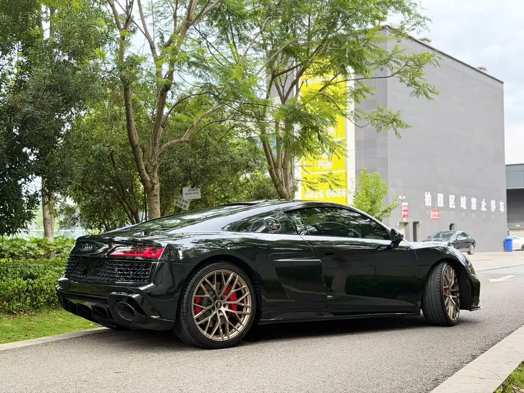 Audi R8 2016 V10 Coupe Performance купить на сайте DeffCars