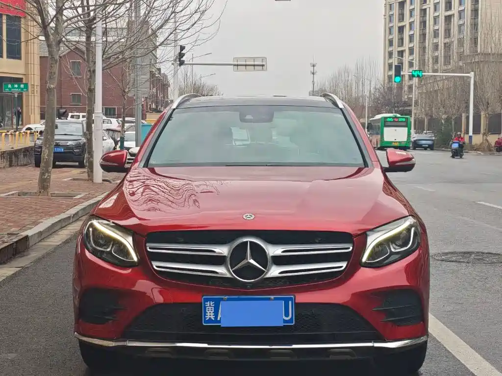 Mercedes-Benz GLC 2018 GLC 260 4MATIC luxury model купить на сайте DeffCars