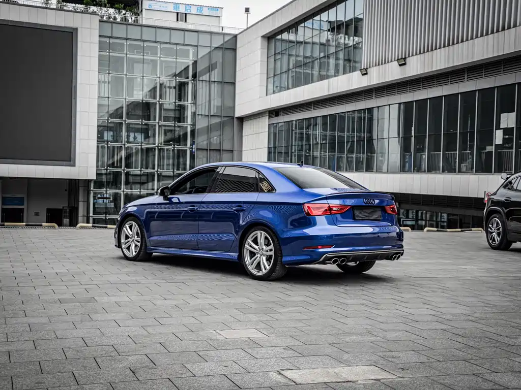 Audi S3 2015 S3 2.0T Limousine купить на сайте DeffCars