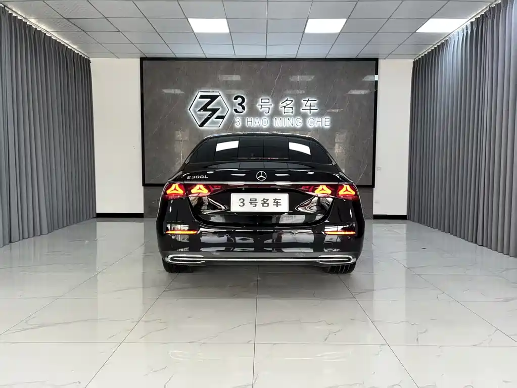 Mercedes-Benz E-Class 2025 E 300 L Luxury Model купить на сайте DeffCars