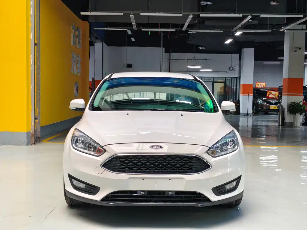 Focus 2017 Hatchback 1.6L Automatic Comfort Senova Zhixing Edition купить на сайте DeffCars