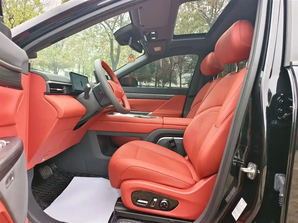 eπ008 2025 model 636Ultra Ruyi version 6 seats купить на сайте DeffCars