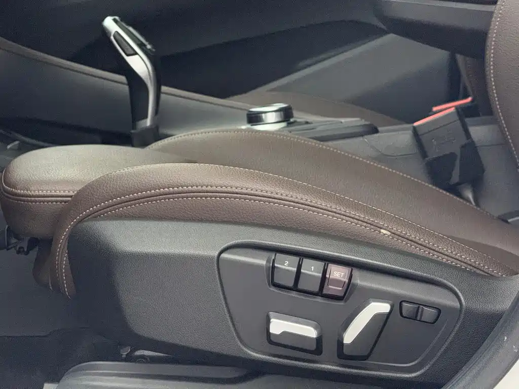 BMW X1 2022 sDrive20Li Fashion Model купить на сайте DeffCars