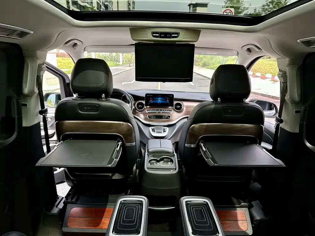 Mercedes-Benz V-Class 2021 V 260 Premium Edition купить на сайте DeffCars