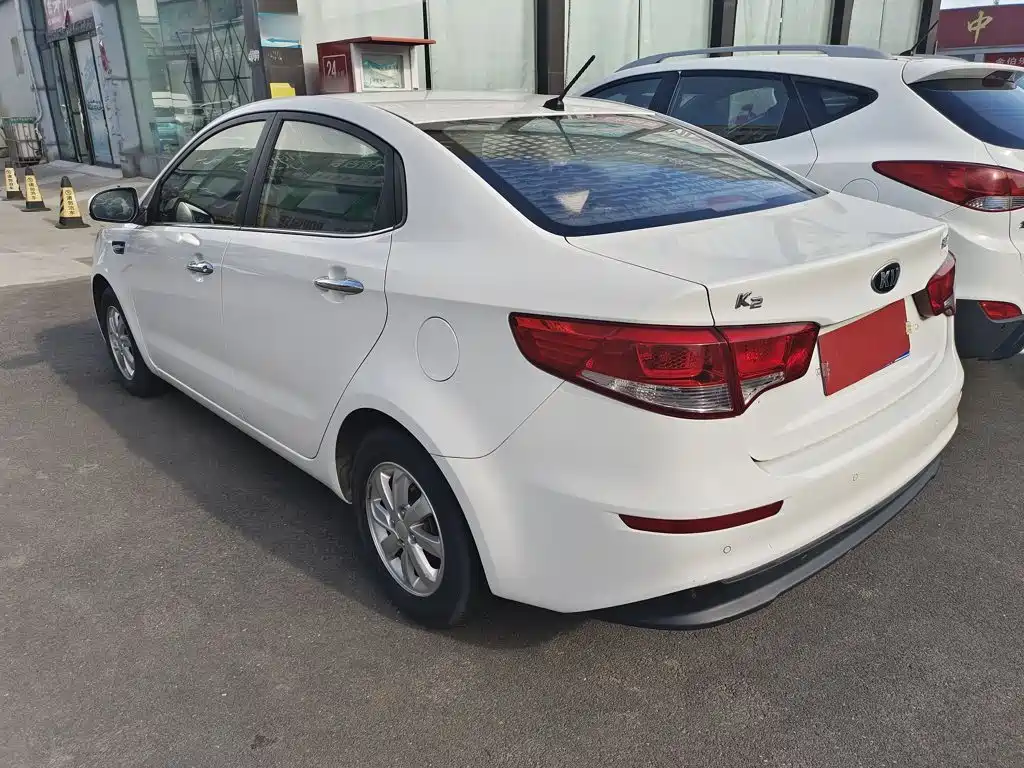 Kia K2 2015 Sedan 1.4L AT GLS купить на сайте DeffCars
