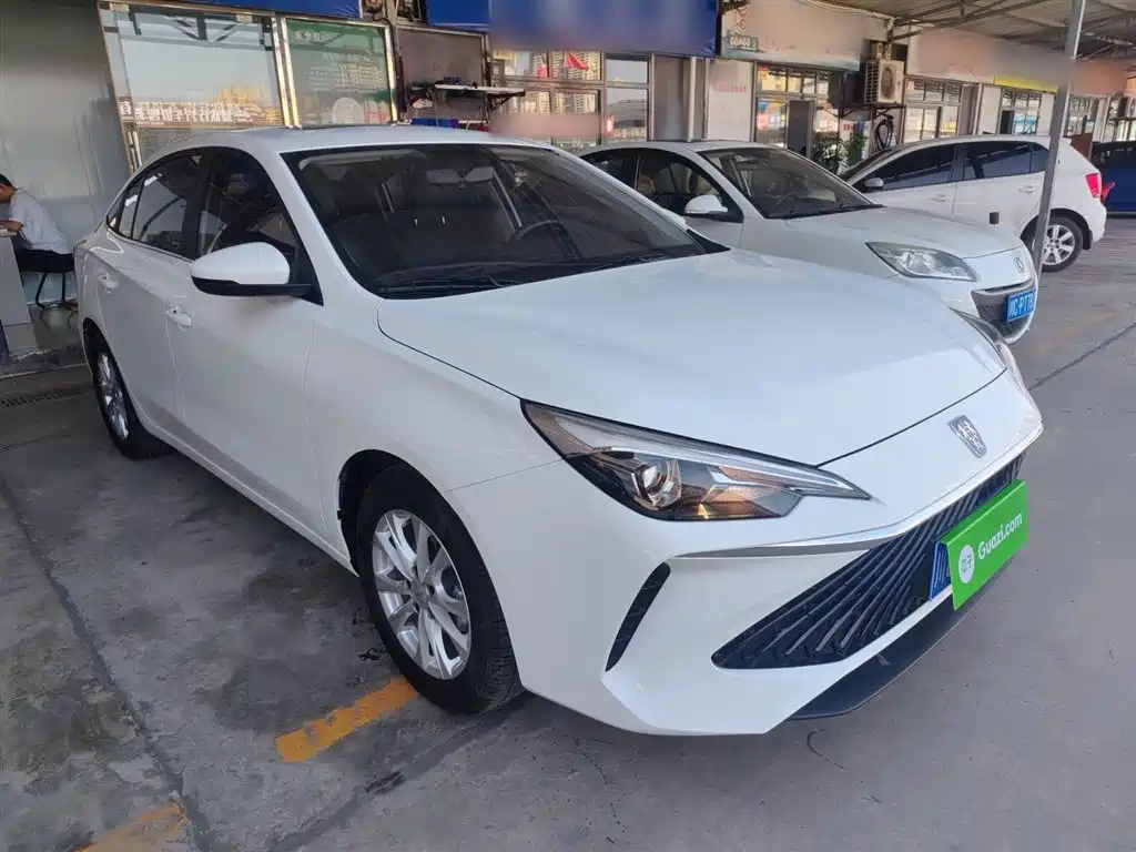 Roewe i5 2023 1.5L CVT Deluxe Edition купить на сайте DeffCars