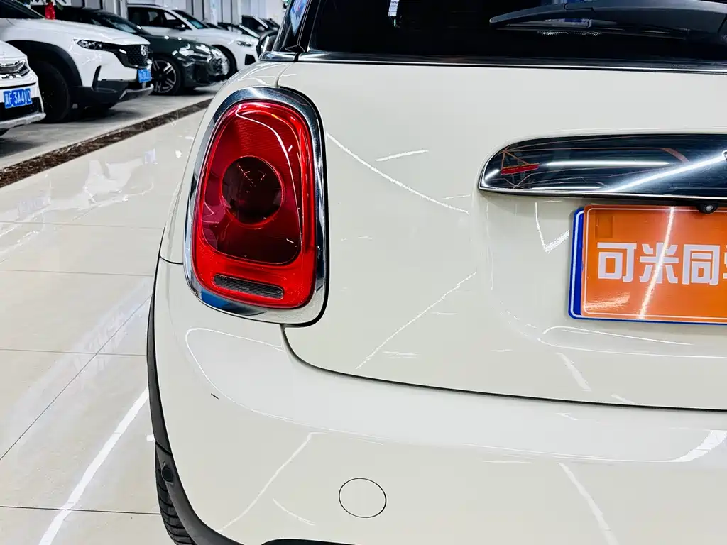 MINI 2016 1.5T COOPER купить на сайте DeffCars
