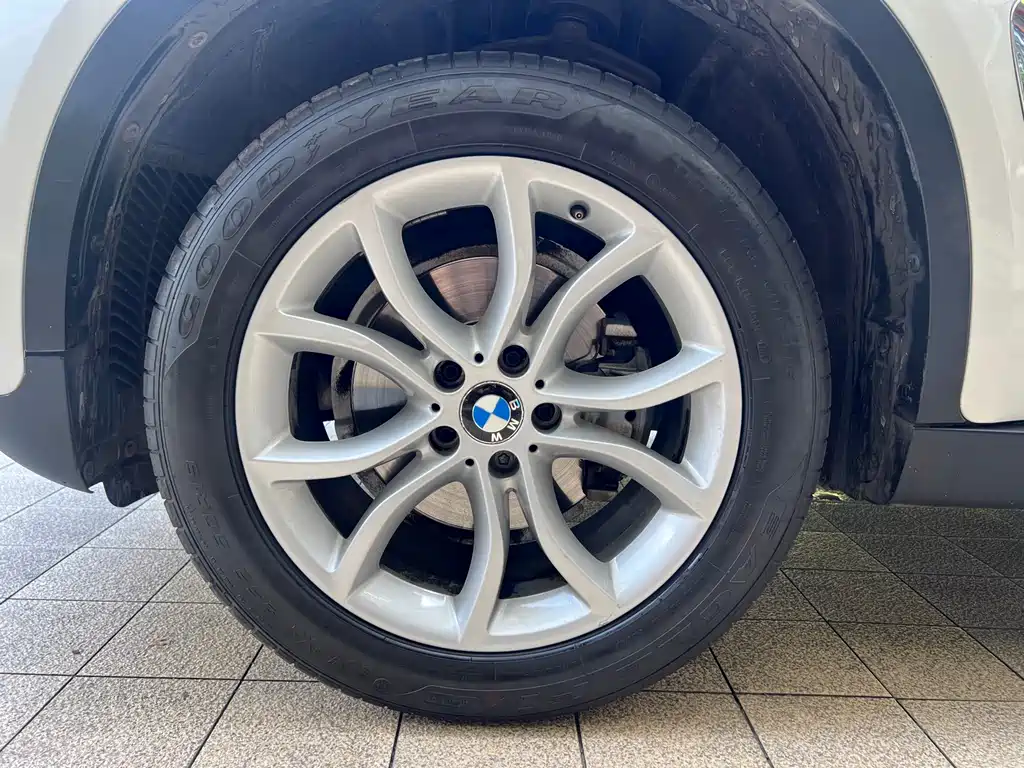 BMW X6 2017 xDrive28i купить на сайте DeffCars